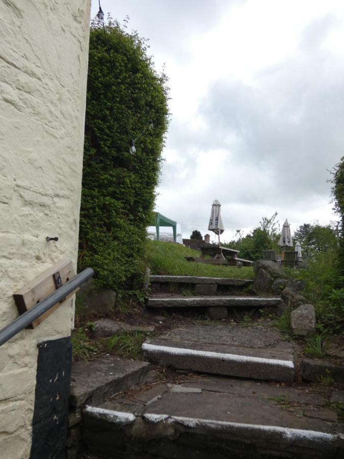 The Farmers Arms, Cwmdu Llanwddyn  Exteriér fotografie